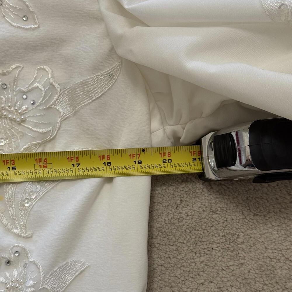 Vintage Wedding Dress Gown Set Veil Cape Headpiece Preserved Keepsake Box - Picture 10 of 16